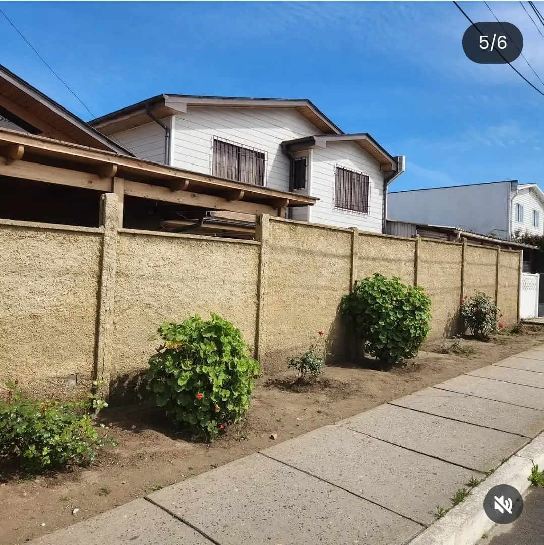 Muro exterior estucado antes de su renovación